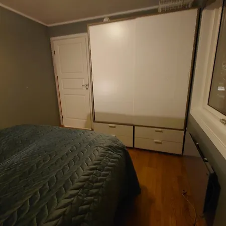 Comfortable Tromso Apartment With Easy Airport Access, Parking And Nature Nearby * Tromsø