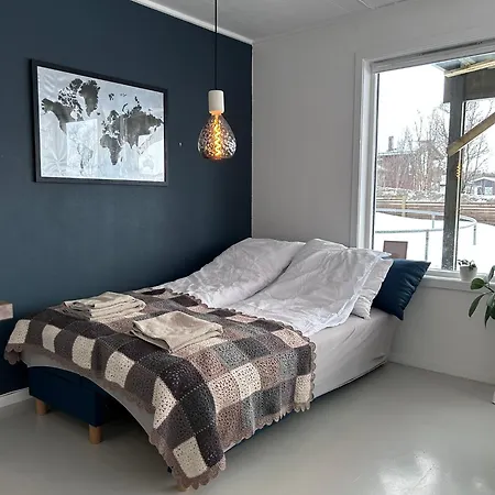 Bright And Comfortable With Easy Airport Access, Parking And Nature Nearby Tromsø