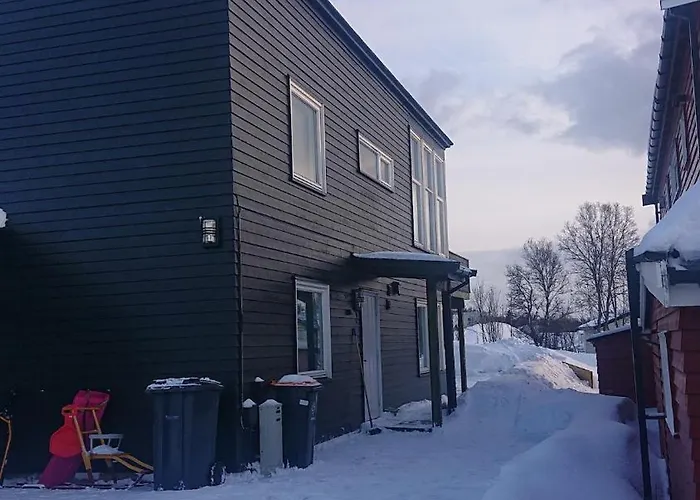 Comfortable Tromso Apartment With Easy Airport Access, Parking And Nature Nearby