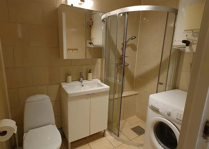 Comfortable Tromso Apartment With Easy Airport Access, Parking And Nature Nearby Apartamento Tromsø